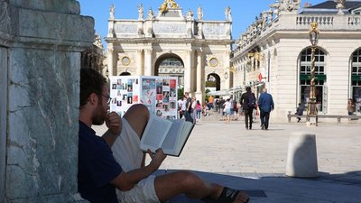 Le livre sur la Place